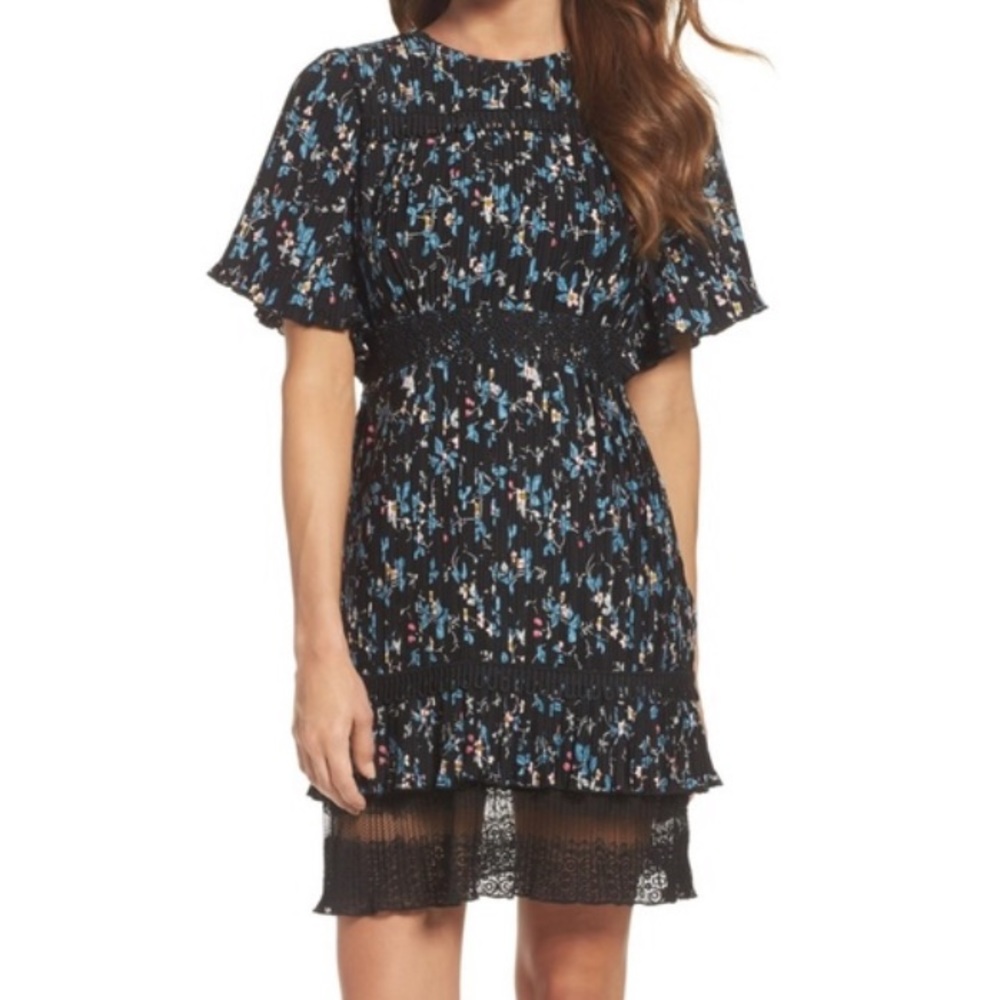 Cocktail dress black pleated keyhole back